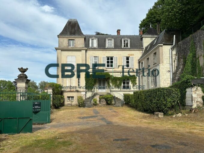 A VENDRE – Propriété de caractère à Saint-Avertin