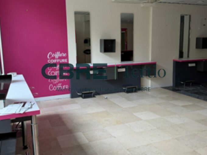 Local commercial de 85m² Joué les Tours