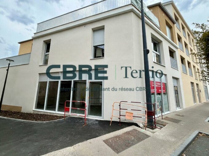 Local Commercial Neuf Tours Nord